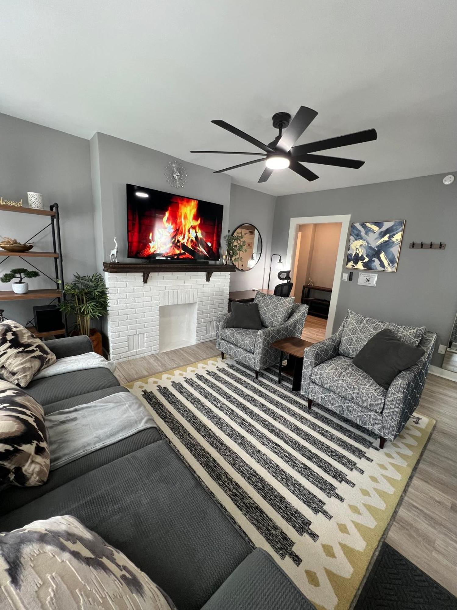 Charming 2Br 2Ba 10 Min Dt Airport By Lsp Homes 애틀랜타 외부 사진