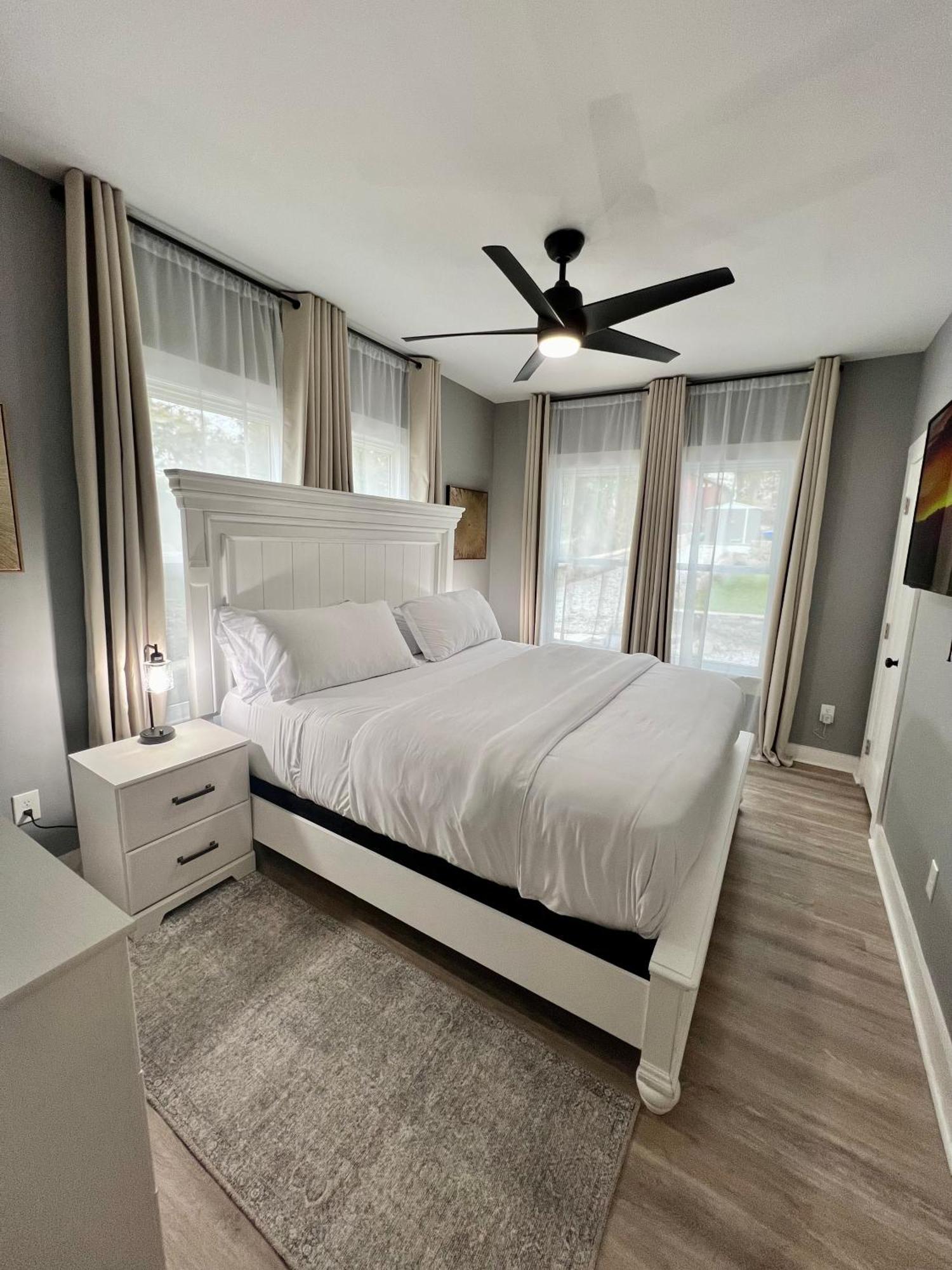 Charming 2Br 2Ba 10 Min Dt Airport By Lsp Homes 애틀랜타 외부 사진