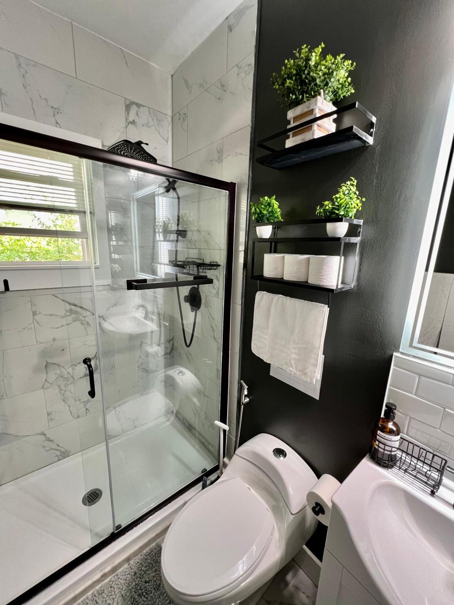 Charming 2Br 2Ba 10 Min Dt Airport By Lsp Homes 애틀랜타 외부 사진